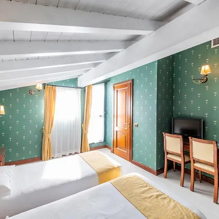 Du Hotell