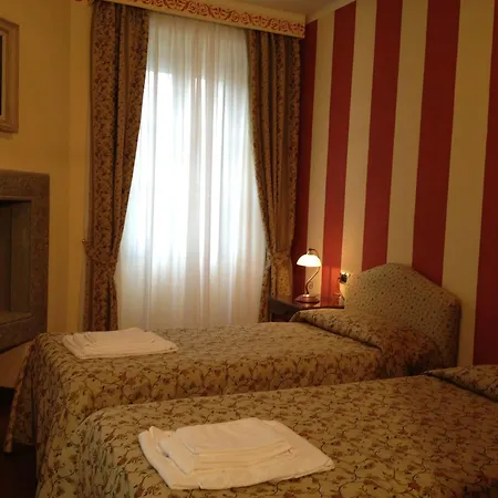 Hotell Du 3*
