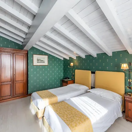 Du 3* ميناجيو