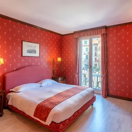 Hotel Du 3*
