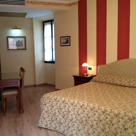 Du Hotel