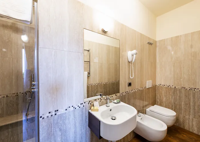Du Hotell 3*