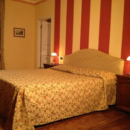 斯皮纳里酒店 酒店 梅纳焦