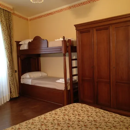 斯皮纳里酒店 酒店 梅纳焦