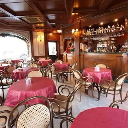 斯皮纳里酒店 酒店