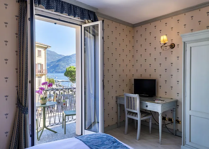 Du Hotel 3*